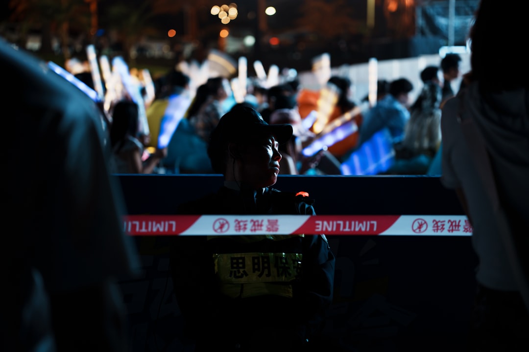 GlassWire, how to monitor GlassWire, self-hosted deployment with dedupe and offline copies